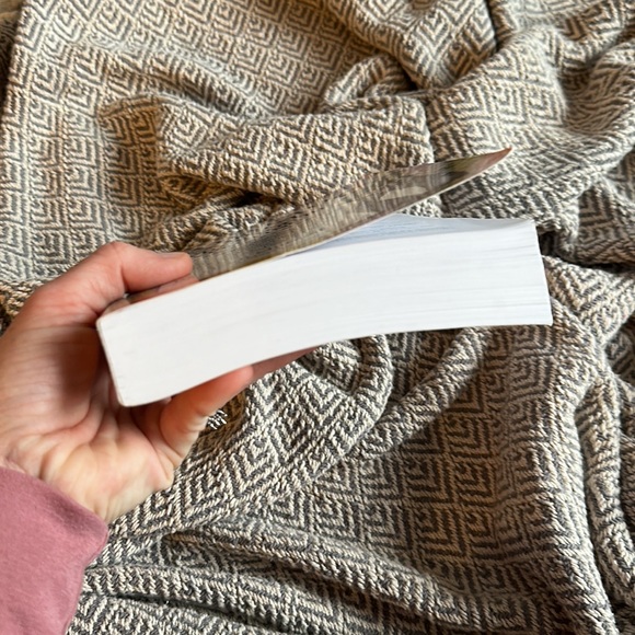 What To Expect When You're Expecting 4th Edition by Heidi Murkoff | Pregnancy - Picture 3 of 10